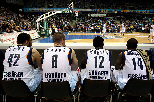 是整个球队 是整个球队